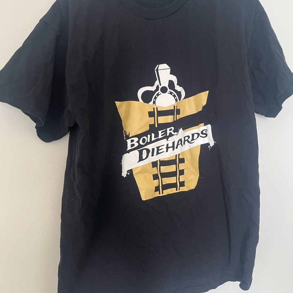 Purdue boilermakers T shirt